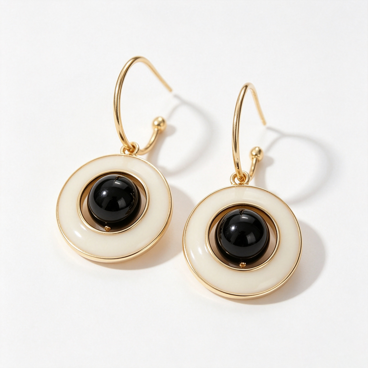 Black Pearl Center Oval Drop Earrings